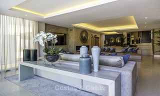 Exquisite, high-end modern luxury villa for sale, ready to move in, beachside Golden Mile, Marbella 12413 