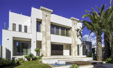 Exquisite, high-end modern luxury villa for sale, ready to move in, beachside Golden Mile, Marbella 12426