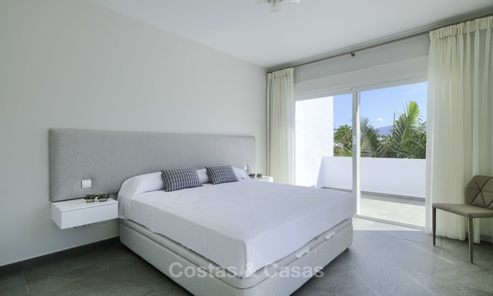 Completely renovated 3 bedroom penthouse apartment for sale in a beachside complex, between Marbella and Estepona 12501