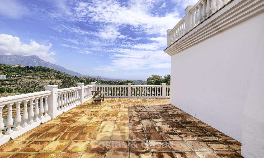 Charming traditional style villa with sea and mountain views for sale in El Madroñal, Benahavis, Marbella 12609