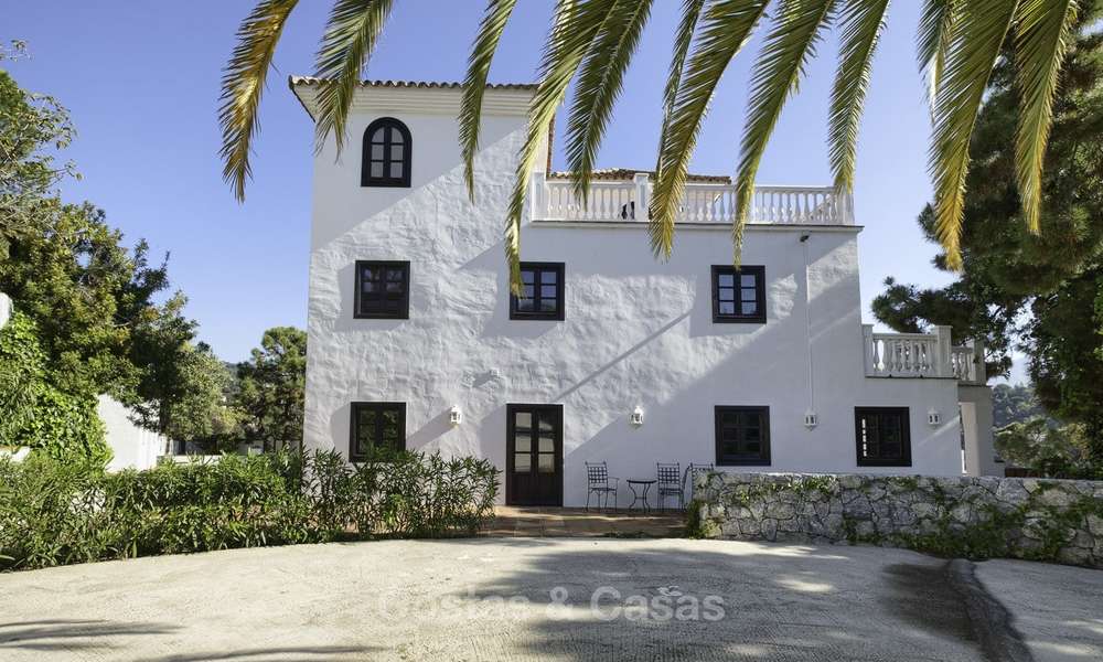 Charming traditional style villa with sea and mountain views for sale in El Madroñal, Benahavis, Marbella 12625