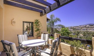 Spacious duplex penthouse apartment with panoramic views for sale between Estepona and Marbella 12700 