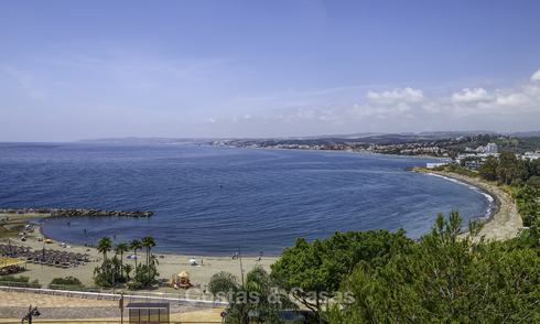 Fully renovated top floor apartment with sea views for sale near the marina of Estepona 12797