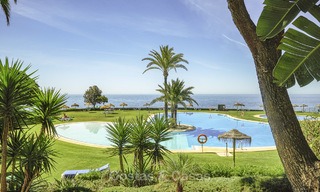 Nice frontline beach apartment with outstanding sea views for sale in a high standard complex, Cabopino, Marbella 12982 