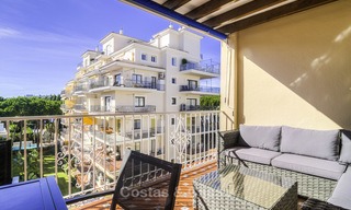 Attractive penthouse apartment with amazing sea views in a frontline beach complex for sale, Puerto Banus, Marbella 13251 