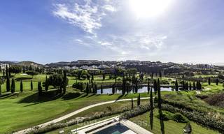 Stunning new modern contemporary luxury villa for sale, frontline golf in an exclusive resort, Benahavis, Marbella 13403 