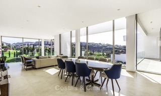 Stunning new modern contemporary luxury villa for sale, frontline golf in an exclusive resort, Benahavis, Marbella 13406 
