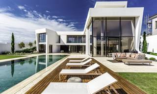 Stunning new modern contemporary luxury villa for sale, frontline golf in an exclusive resort, Benahavis, Marbella 13413 