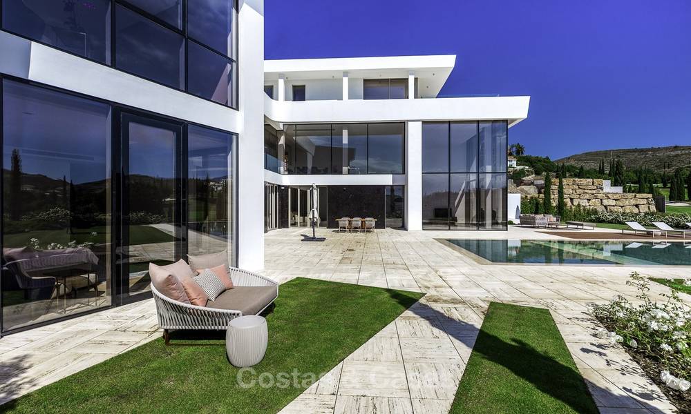 Stunning new modern contemporary luxury villa for sale, frontline golf in an exclusive resort, Benahavis, Marbella 13416