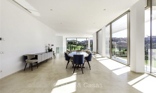 Stunning new modern contemporary luxury villa for sale, frontline golf in an exclusive resort, Benahavis, Marbella 13425 