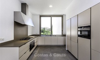 Stunning new modern contemporary luxury villa for sale, frontline golf in an exclusive resort, Benahavis, Marbella 13429 