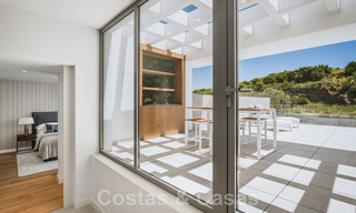 New modern detached luxury villas for sale on the New Golden Mile, between Marbella and Estepona. Ready to move in. 43065 