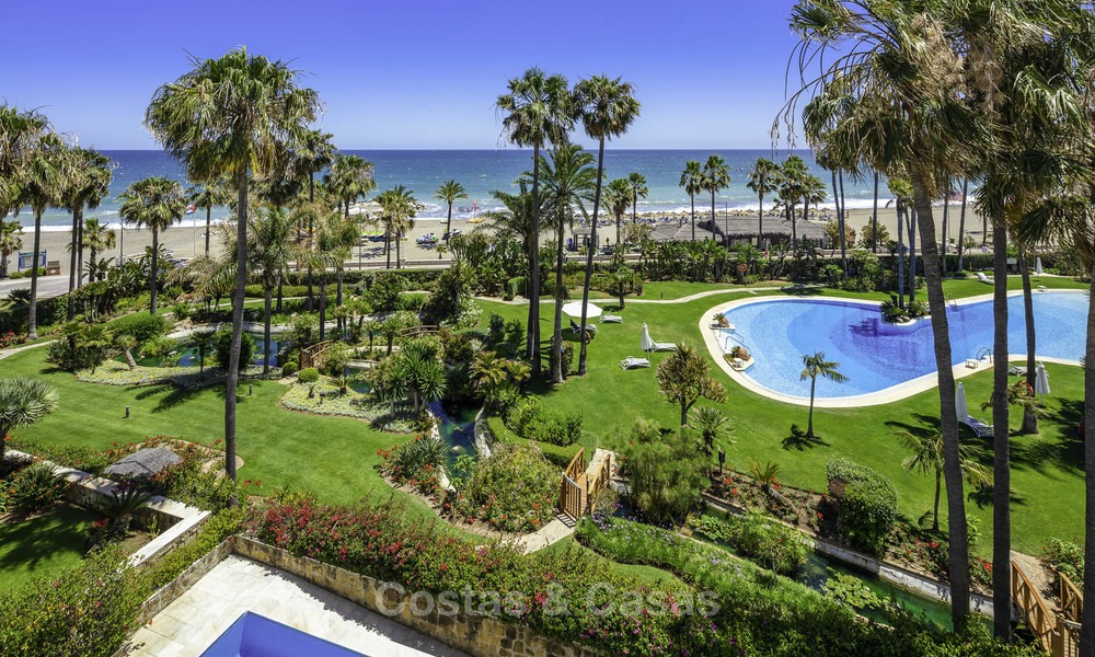 Very luxurious 4 bed penthouse apartment for sale in an exclusive beachfront complex, Puerto Banus, Marbella 13662