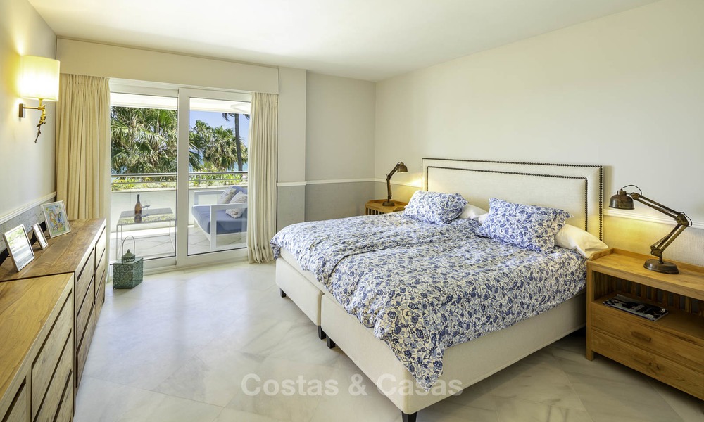 Very luxurious 4 bed penthouse apartment for sale in an exclusive beachfront complex, Puerto Banus, Marbella 13668