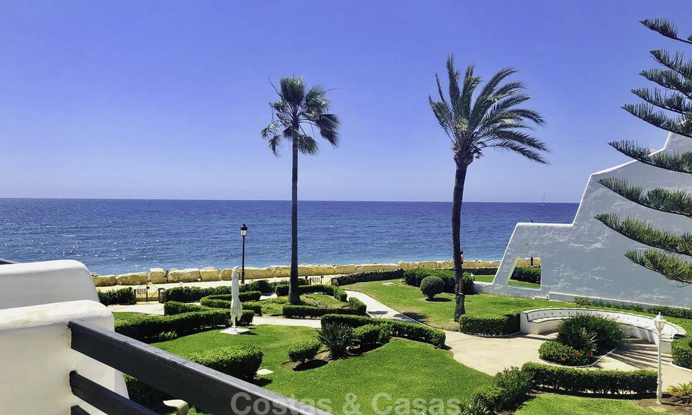Marvellous frontline beach townhouse with beautiful sea views for sale on the prestigious Golden Mile, Marbella 13698