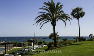 Apartments and Penthouses for sale in a luxury beach complex on the New Golden Mile, between Marbella and Estepona 13805 