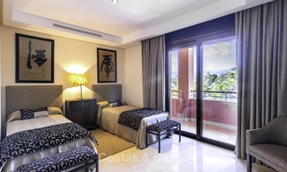Exceptional luxury beachfront penthouse apartment for sale in a prestigious complex, Puerto Banus, Marbella 13894 
