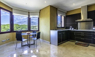 Exceptional luxury beachfront penthouse apartment for sale in a prestigious complex, Puerto Banus, Marbella 13898 