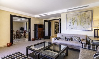 Exceptional luxury beachfront penthouse apartment for sale in a prestigious complex, Puerto Banus, Marbella 13903 