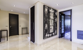 Exceptional luxury beachfront penthouse apartment for sale in a prestigious complex, Puerto Banus, Marbella 13910 