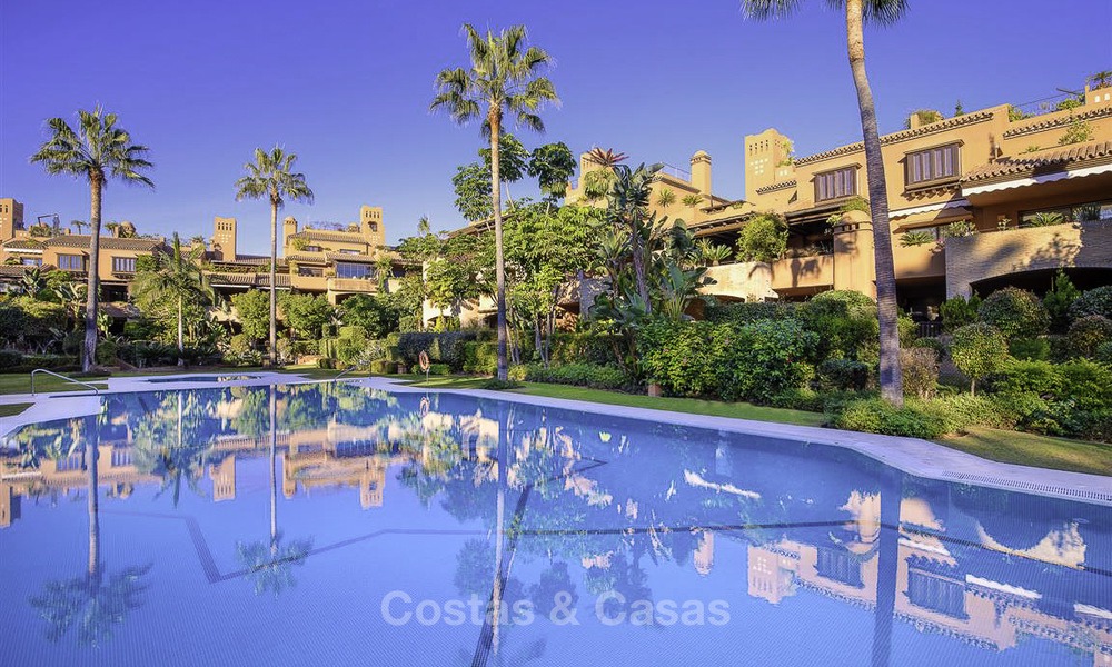 Charming high-end beachside apartment for sale in a stylish urbanisation, between Marbella and Estepona 13926