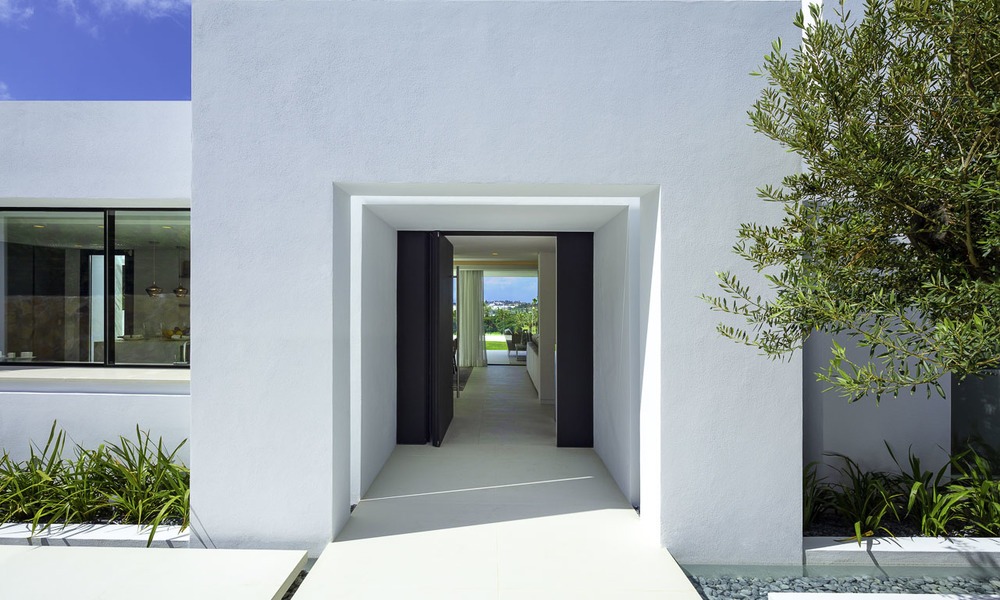 Marvellous fully refurbished luxury villa for sale, frontline golf, Nueva Andalucia, Marbella 14242