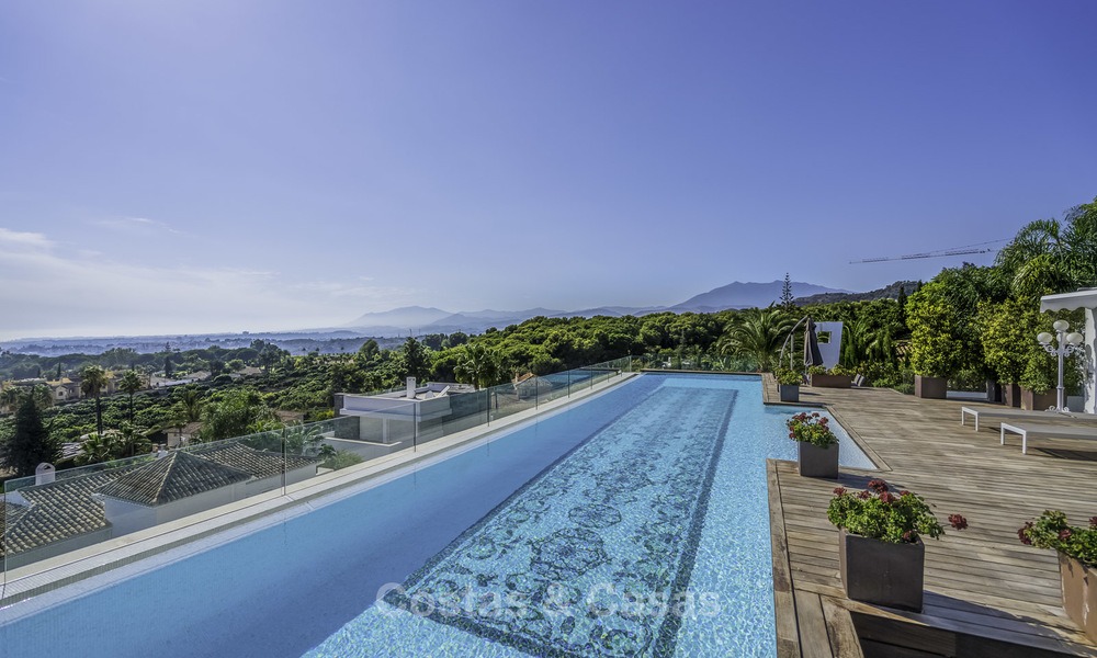 Awesome, super deluxe 5 bed penthouse apartment with panoramic sea views for sale in Sierra Blanca on the Golden Mile, Marbella 14287