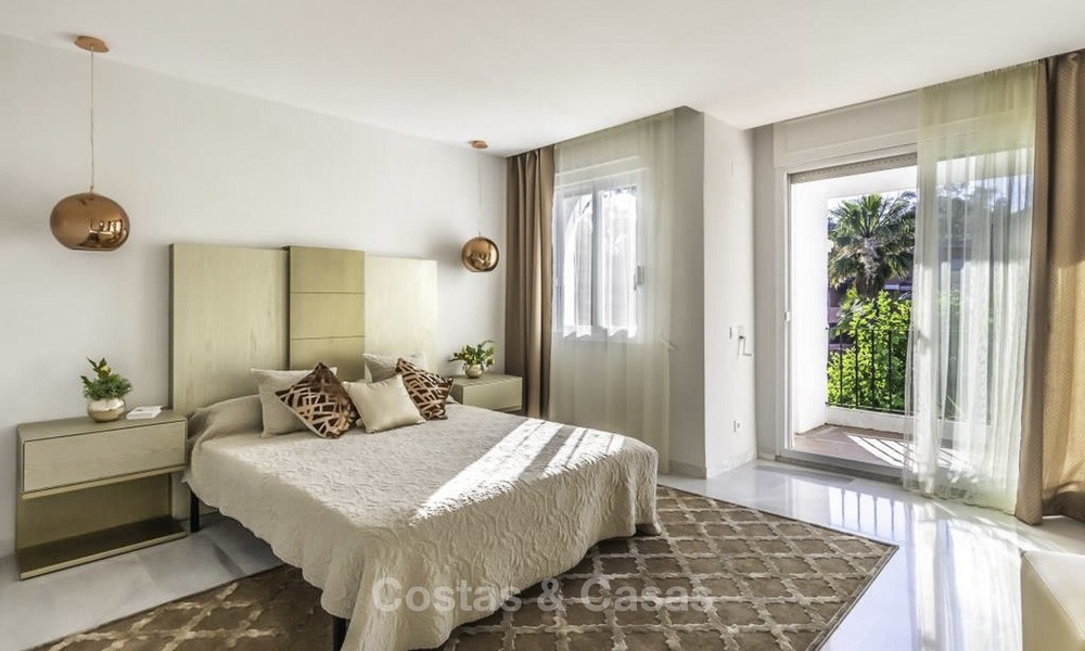 Gigantic, very stylish 4-bedroom penthouse apartment for sale in a prestigious beachside complex, Marbella - Estepona 14347