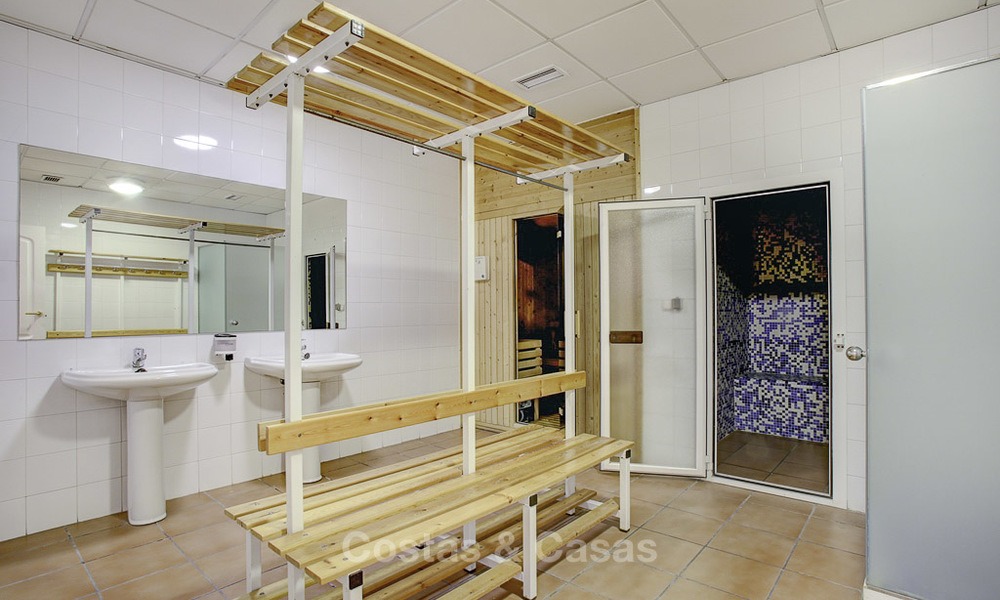 Attractive spacious garden apartment for sale in a prestigious Sierra Blanca complex on the Golden Mile in Marbella 14362