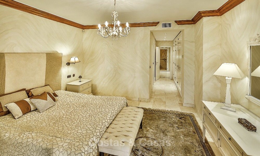 Attractive spacious garden apartment for sale in a prestigious Sierra Blanca complex on the Golden Mile in Marbella 14397
