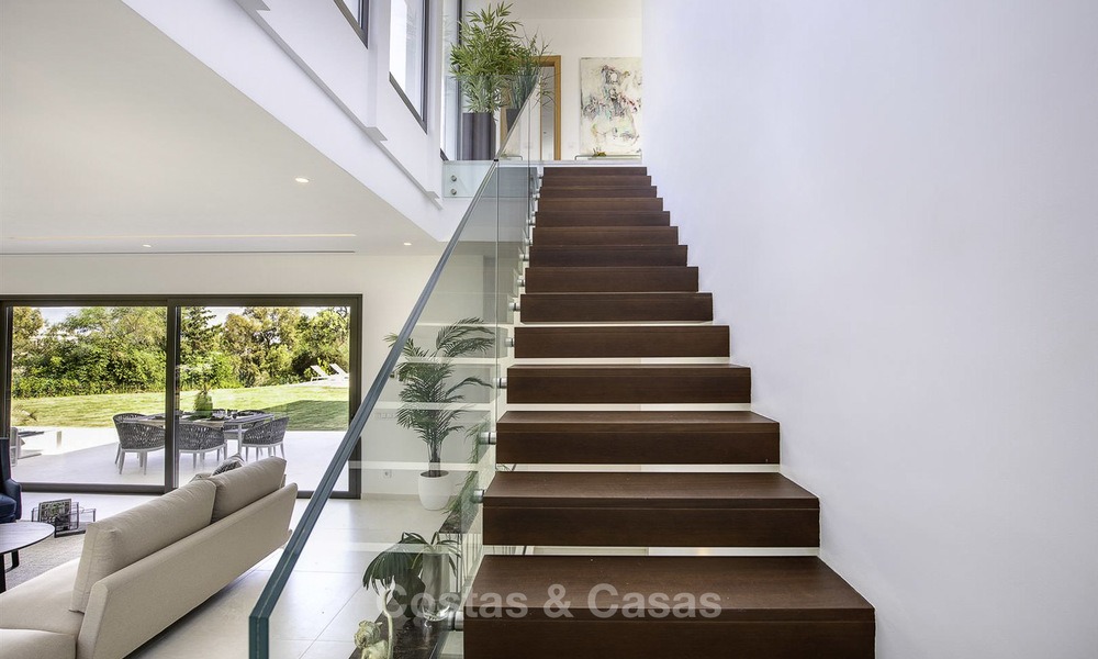 Ready to move into, brand new modern villa for sale, close to San Pedro centre, Benahavis - Marbella 14624