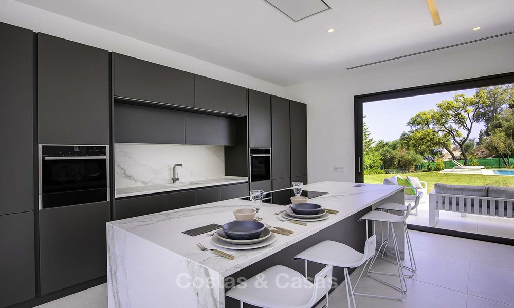 Ready to move into, brand new modern villa for sale, close to San Pedro centre, Benahavis - Marbella 14637
