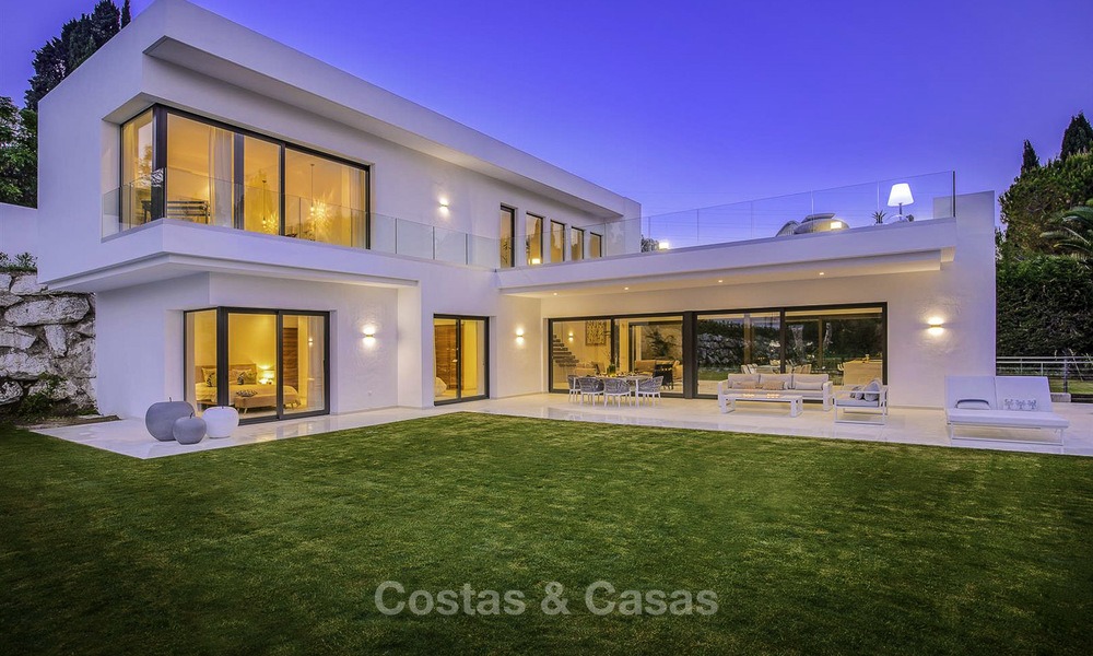 Ready to move into, brand new modern villa for sale, close to San Pedro centre, Benahavis - Marbella 14644