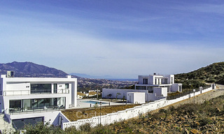 Gorgeous new modern-contemporary luxury villa with sea views for sale in a classy golf resort, Mijas, Costa del Sol 16355 