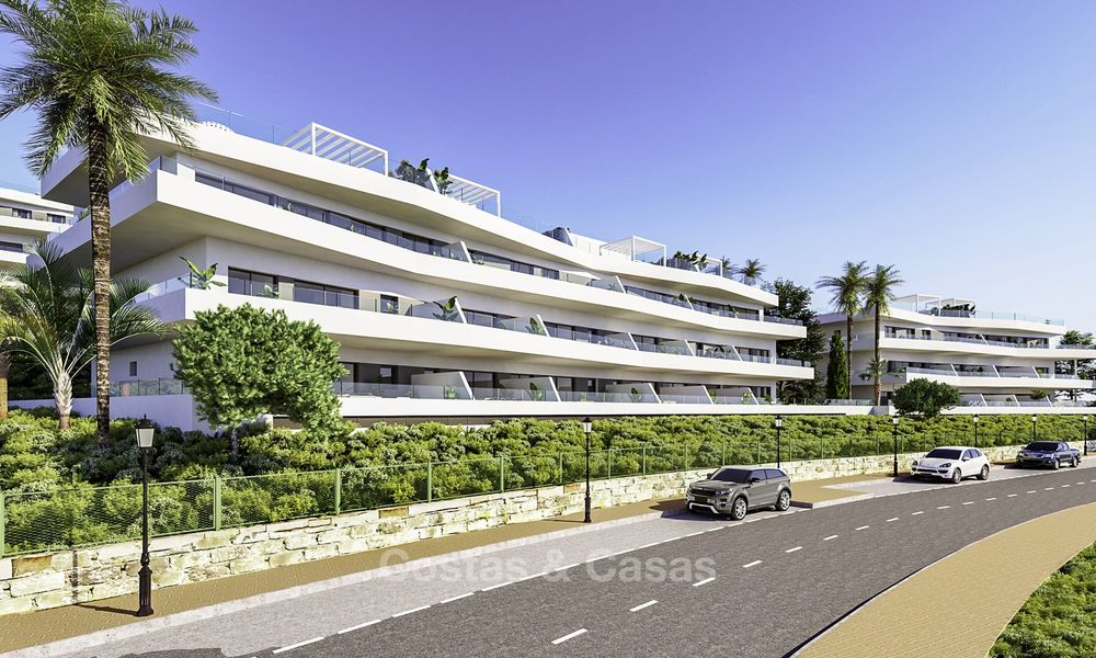 Elegant new modern apartments and penthouses with stunning sea views for sale, walking distance to the beach in Estepona 14991