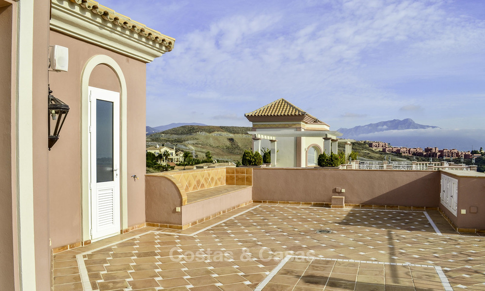 Majestic Andalusian luxury villa for sale on a large plot in an exclusive golf resort, with breath taking sea views in Benahavis - Marbella 15004