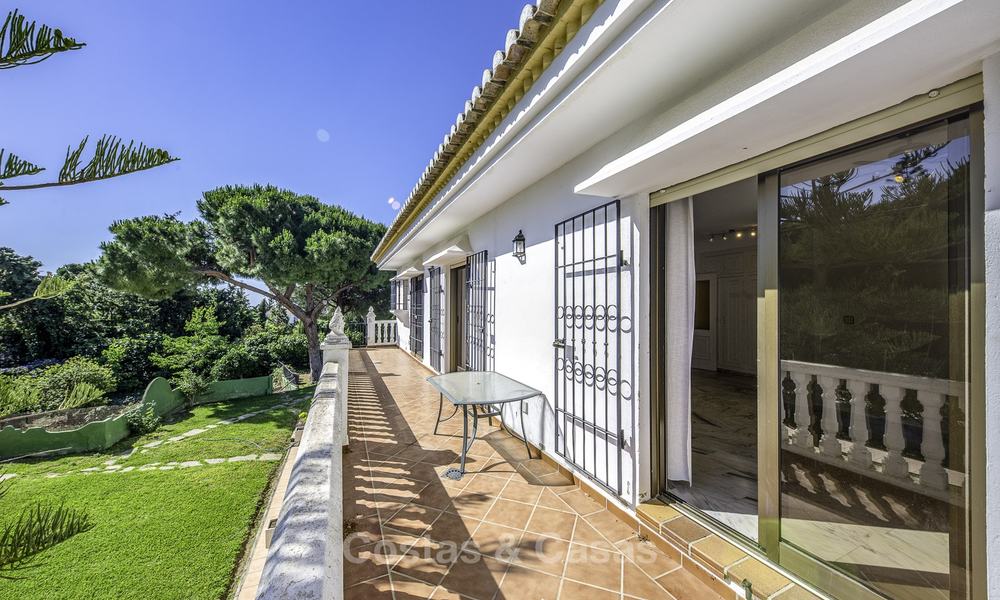 Spacious classical villa with excellent potential for sale in a quiet area of Elviria in East Marbella 15185