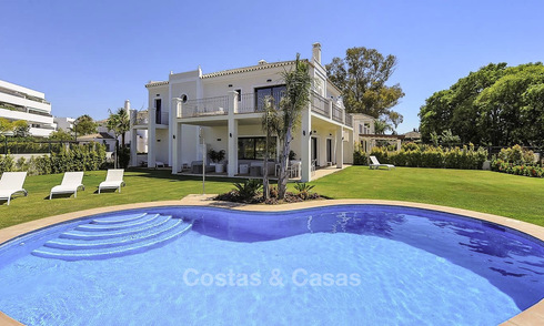 Beach side modern-Mediterranean luxury villa for sale, move-in ready, Guadalmina Baja, Marbella 15498