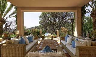 Cosy traditional-style villa with sea and mountain views for sale in El Madroñal, Benahavis - Marbella 16056 
