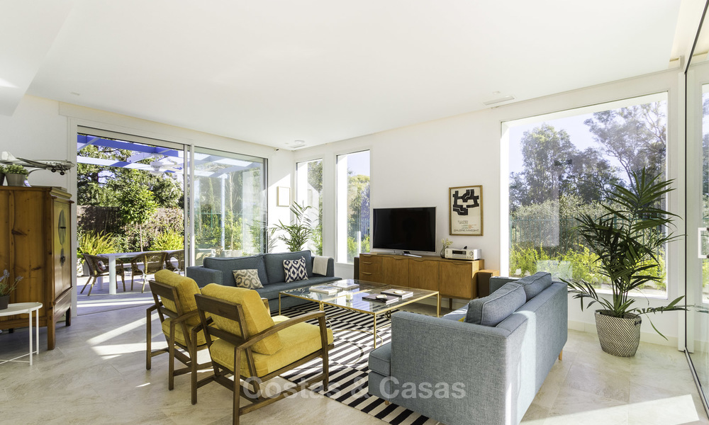 Newly built beach side luxury villa in contemporary style for sale, move-in ready, Marbella - Estepona 16595
