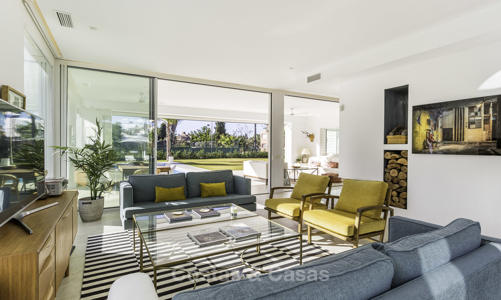 Newly built beach side luxury villa in contemporary style for sale, move-in ready, Marbella - Estepona 16596