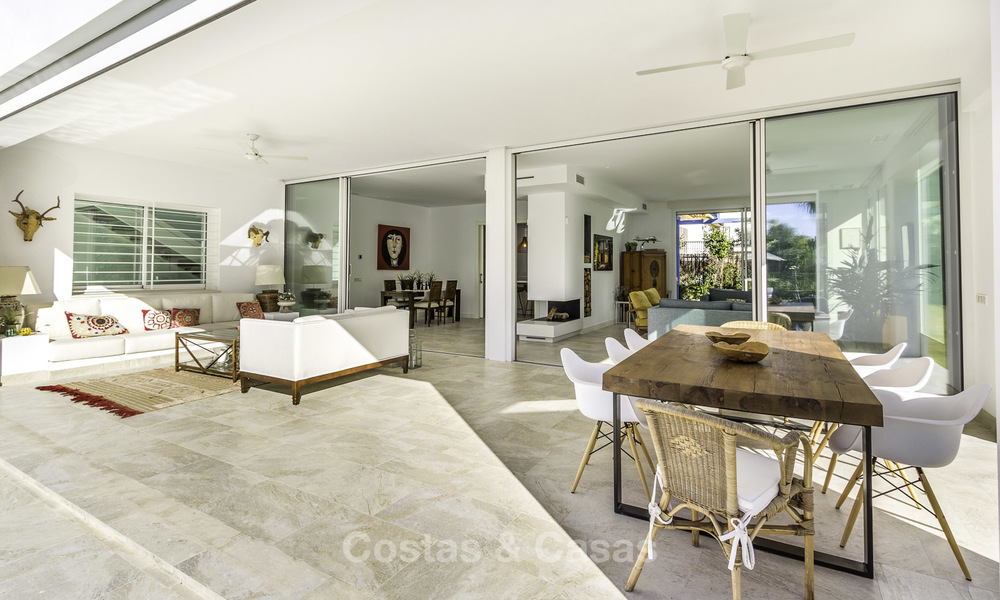 Newly built beach side luxury villa in contemporary style for sale, move-in ready, Marbella - Estepona 16602