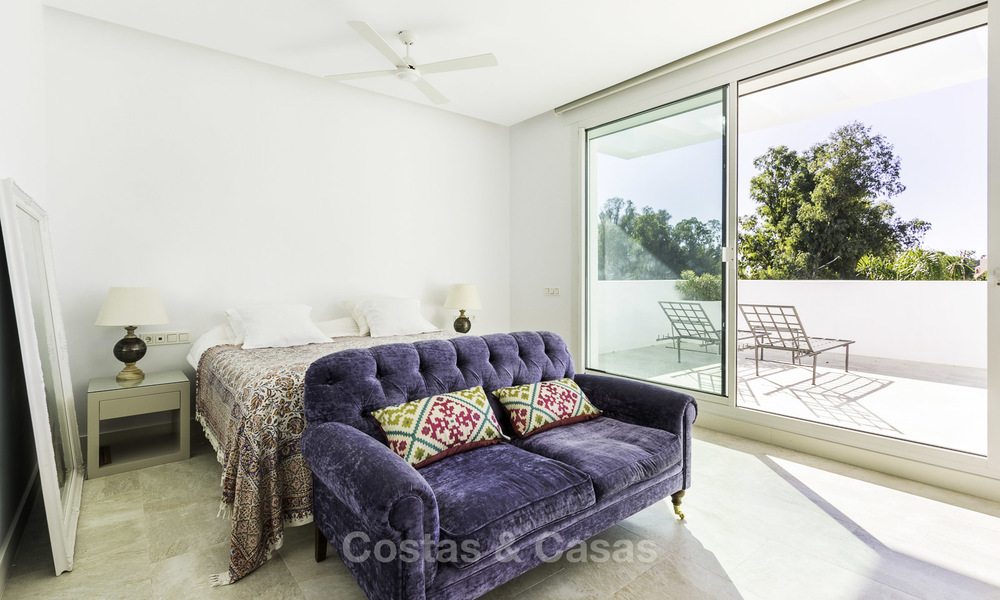 Newly built beach side luxury villa in contemporary style for sale, move-in ready, Marbella - Estepona 16612