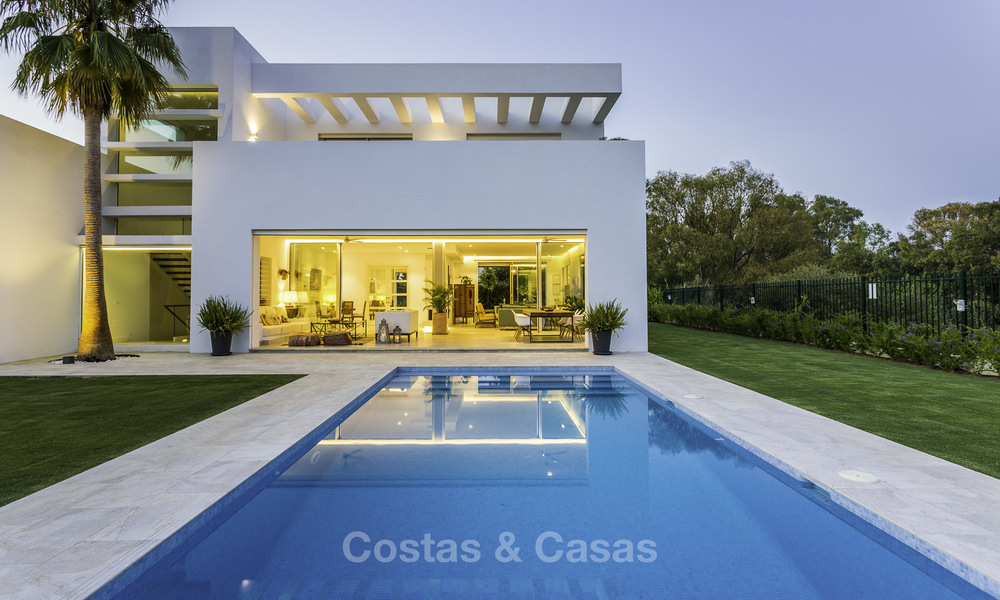 Newly built beach side luxury villa in contemporary style for sale, move-in ready, Marbella - Estepona 16640
