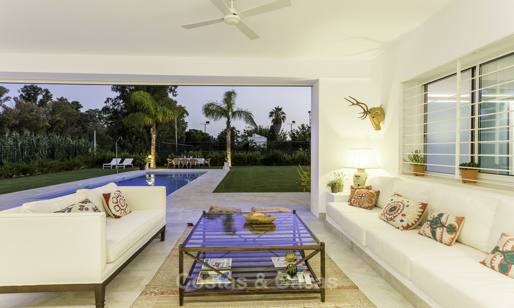 Newly built beach side luxury villa in contemporary style for sale, move-in ready, Marbella - Estepona 16642