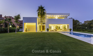 Newly built beach side luxury villa in contemporary style for sale, move-in ready, Marbella - Estepona 16645 