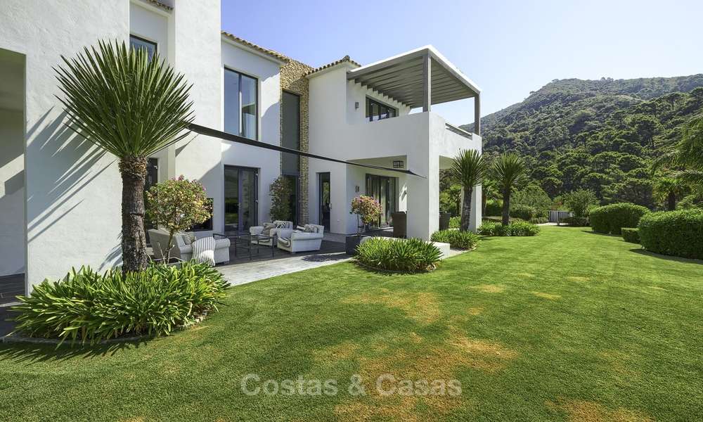Impressive contemporary luxury villa for sale, with sea and mountain views in Benahavis - Marbella 15864