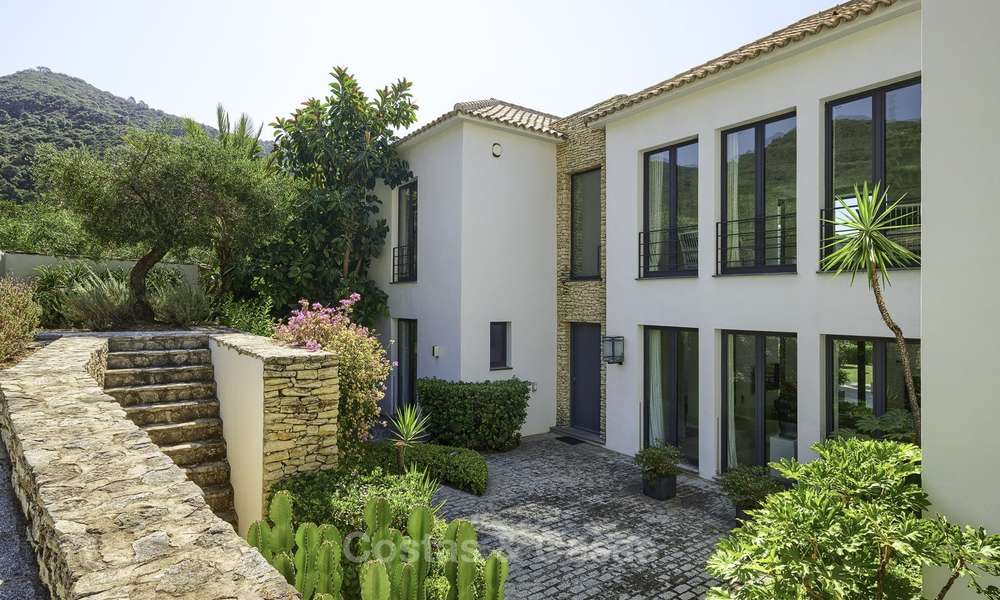Impressive contemporary luxury villa for sale, with sea and mountain views in Benahavis - Marbella 15873