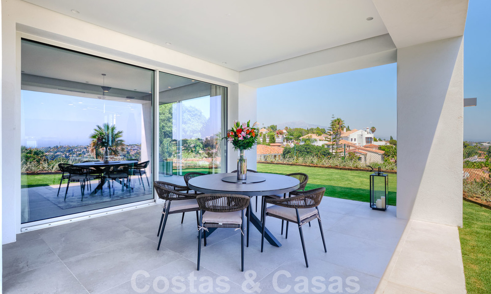 Beautiful contemporary luxury villa with sea and mountain views for sale, Benahavis - Marbella 28039