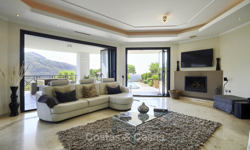 Charming rustic-modern luxury villa for sale with fantastic views in a gorgeous country estate, Benahavis - Marbella 16096